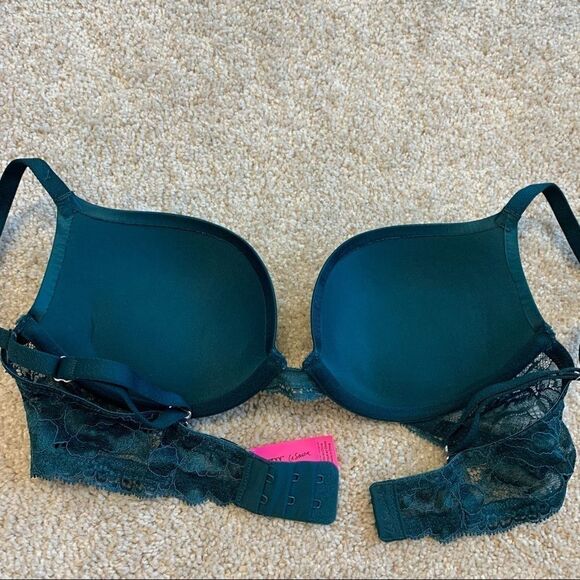 La Senza teal aqua jewel embellished bra size 32B - Picture 2 of 3